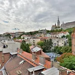 Buda Apartman House 8